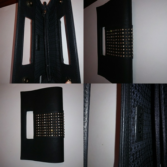 Black stud clutch CHARMING CHARLIE ✨ - Picture 1 of 1